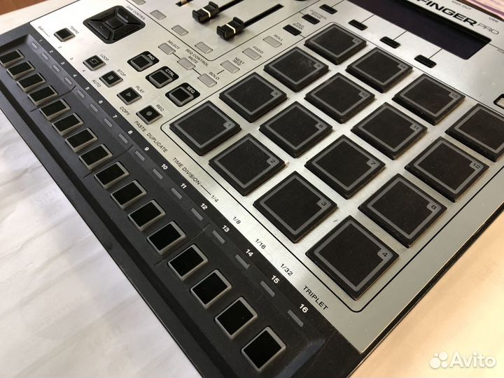M-Audio Trigger Finger Pro — midi-контроллер с пэд