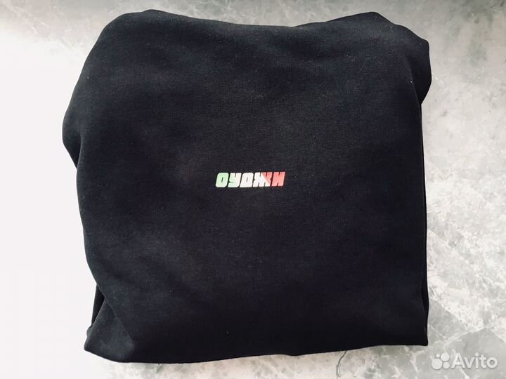 Худи питерский щит