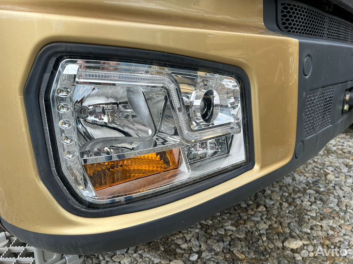 Shacman (Shaanxi) SX33186T366, 2023