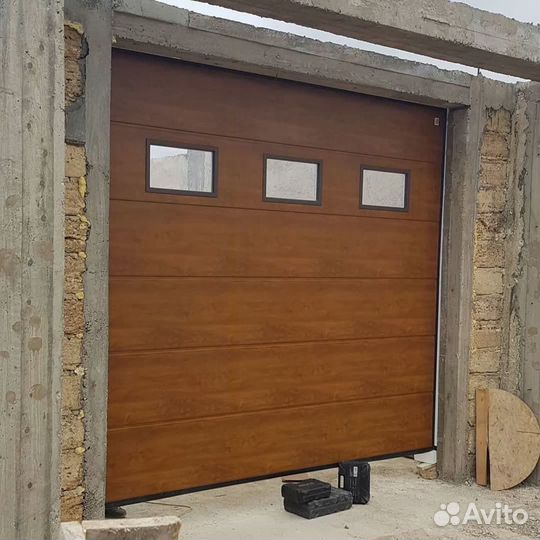 Секционные ворота