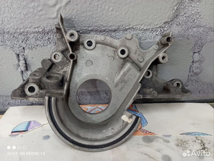 Передняя крышка двигателя renault logan