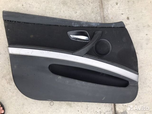Обшивка передней левой двери Bmw E90