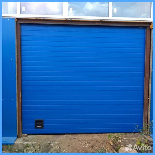 Секционные ворота