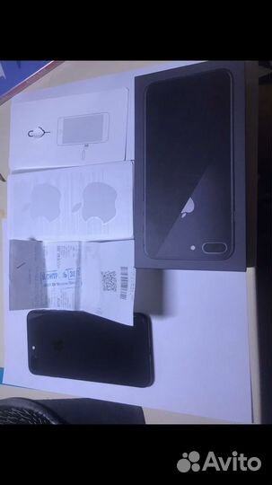 iPhone 8 plus 64gb с чеком в одних руках