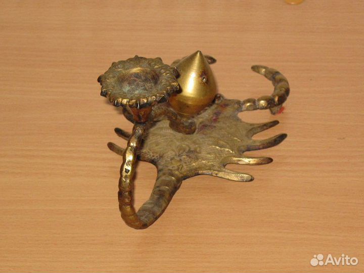 Подсвечник Скорпион