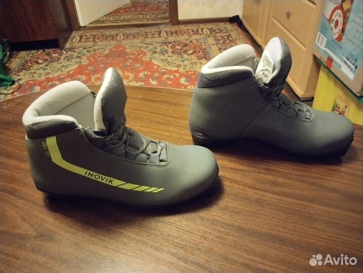 Лыжные ботинки для классических беговых лыж