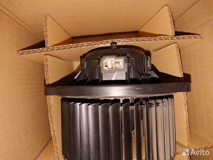 Моторчик печки мотор отопителя киа кио рио kia rio