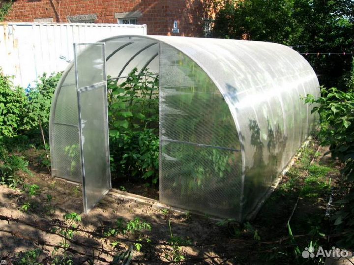 Теплицы арочные