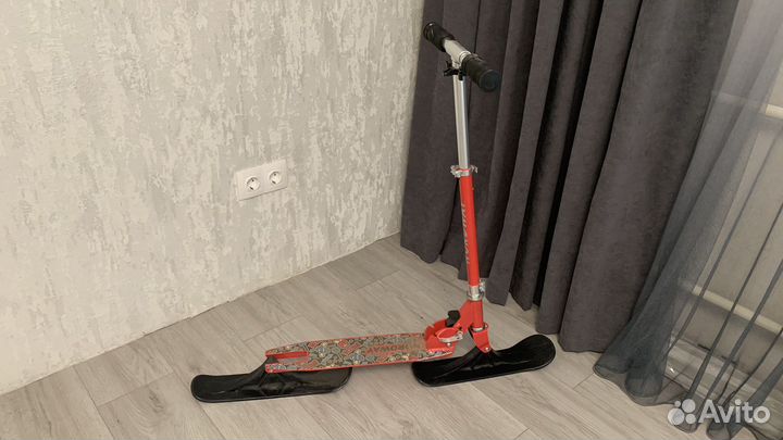 Самокат на лыжах norrdway