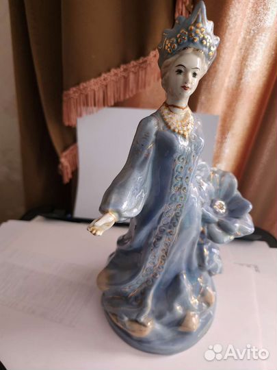 Фарфоровые статуэтки СССР хозяйка медной горы