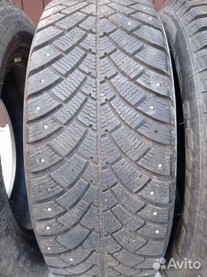 Bfgoodrich G-Force Stud 215/65 R16 102T