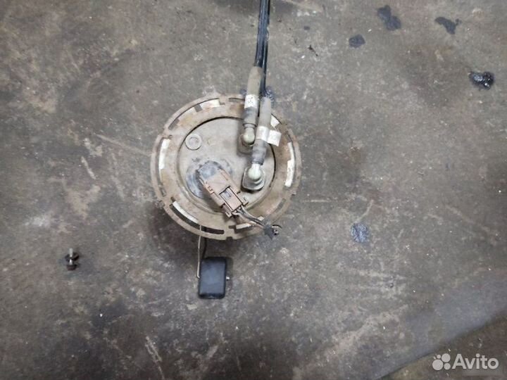 Насос топливный Chevrolet Aveo T200