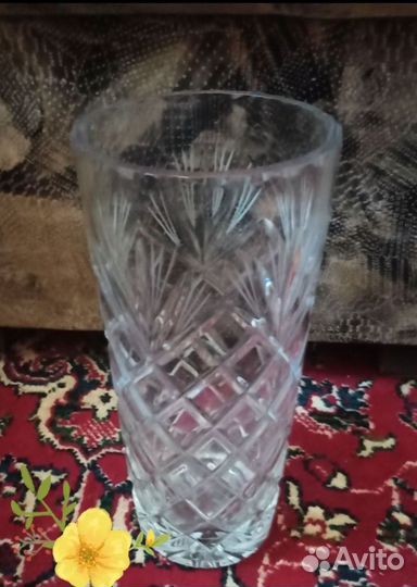 Хрустальная ваза