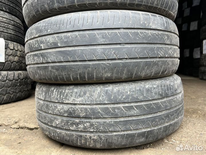 Yokohama BluEarth AE01 215/60 R16 99H