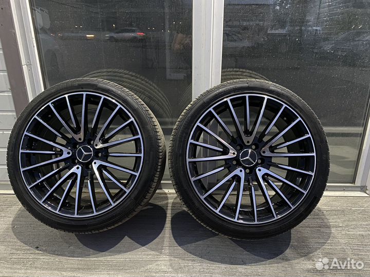 Комплект разношироких колёс R19 на Mercedes amg