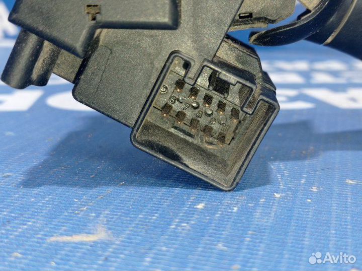 Переключатель поворотов Ford Focus 1 седан 2002