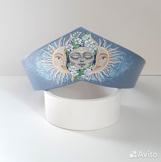 Корона, современный кокошникСолнце и Луна