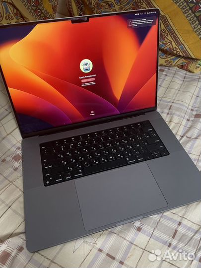 Macbook pro 16 m2 512 gb
