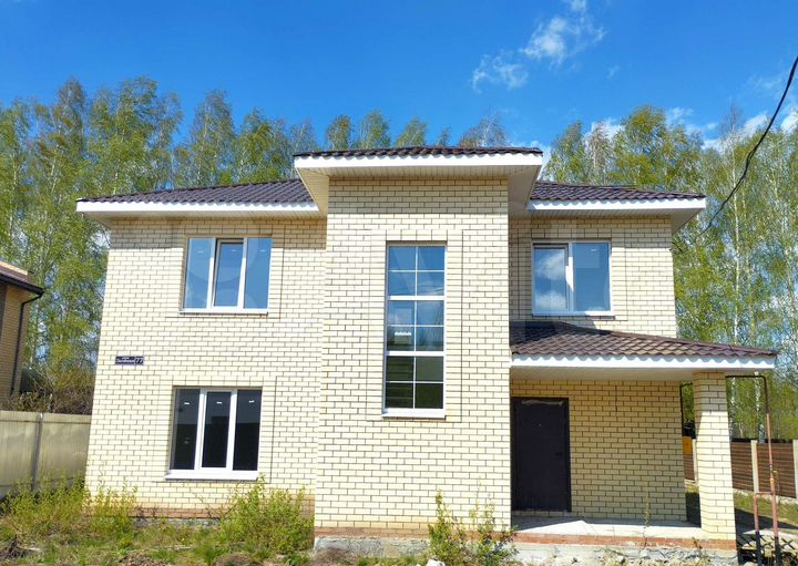 Коттедж 154 м² на участке 5 сот.