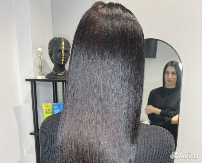 Кератиновое выпрямление волос