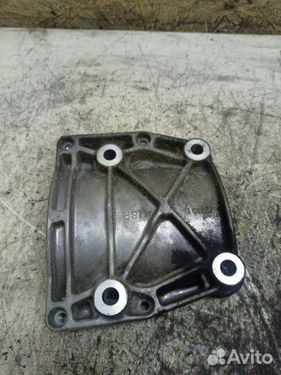 Кронштейн кондиционера Honda Civic N22A2 2009