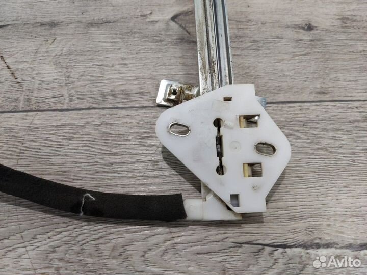 Стеклоподъемник электрический передний правый Amul