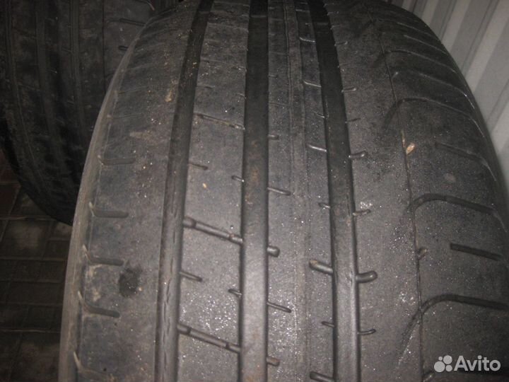 Pirelli P Zero 245/45 R19 98Y