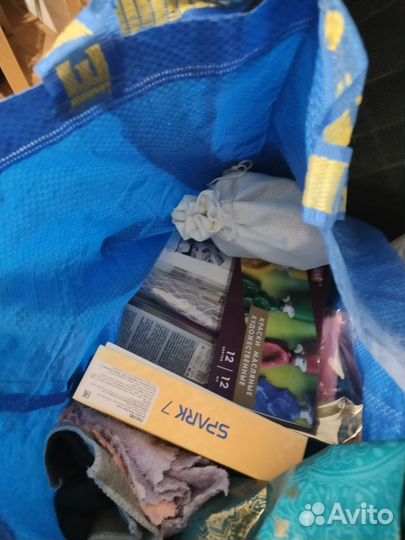 Нитки, пряжа и мелочи для рукоделия