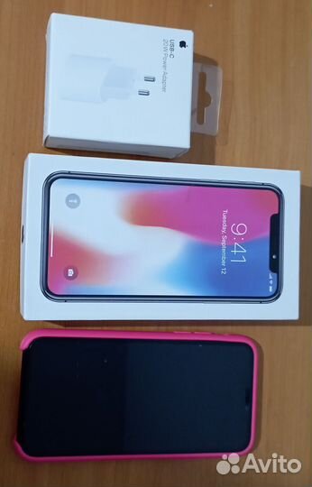 iPhone X, 256 ГБ