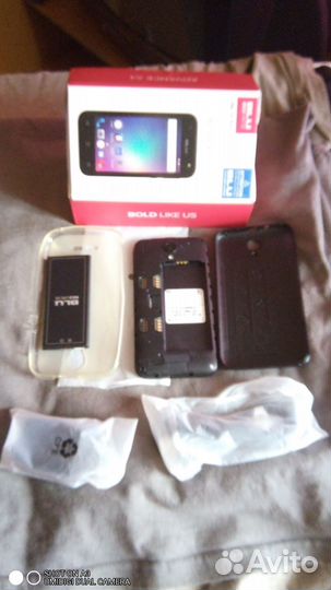 Смартфон BLU Advance A4