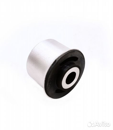 Ford Mustang (05-10) втулка заднего рычага