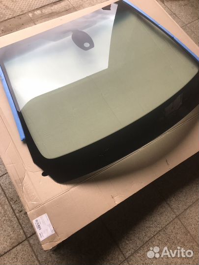 Лобовое стекло Renault Kaptur