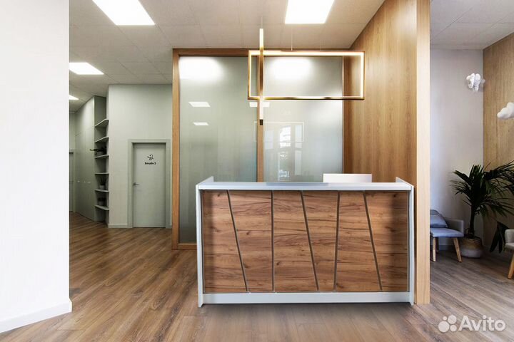 Стойка ресепшн