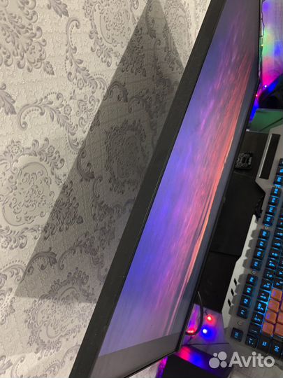 Монитор 1920x1080 60гц