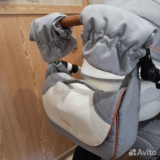 Продам коляску 2 в 1