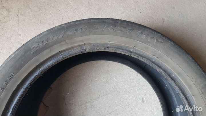 Pirelli P Zero 295/40 R21 111Y