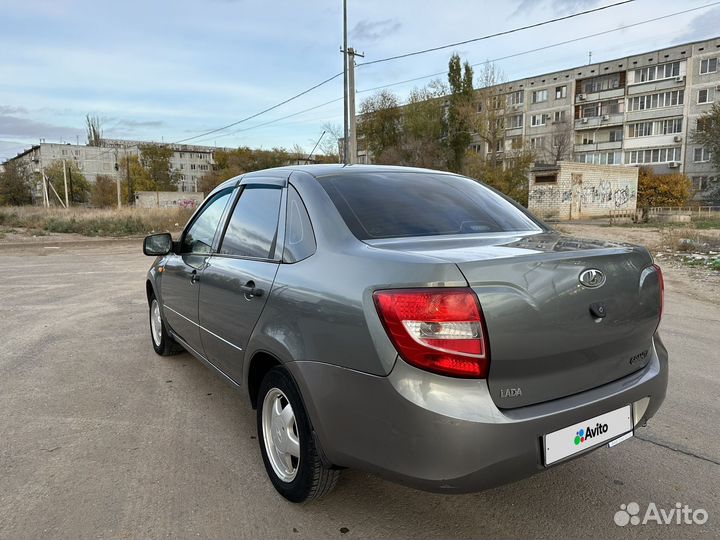 LADA Granta 1.6 МТ, 2013, 166 000 км