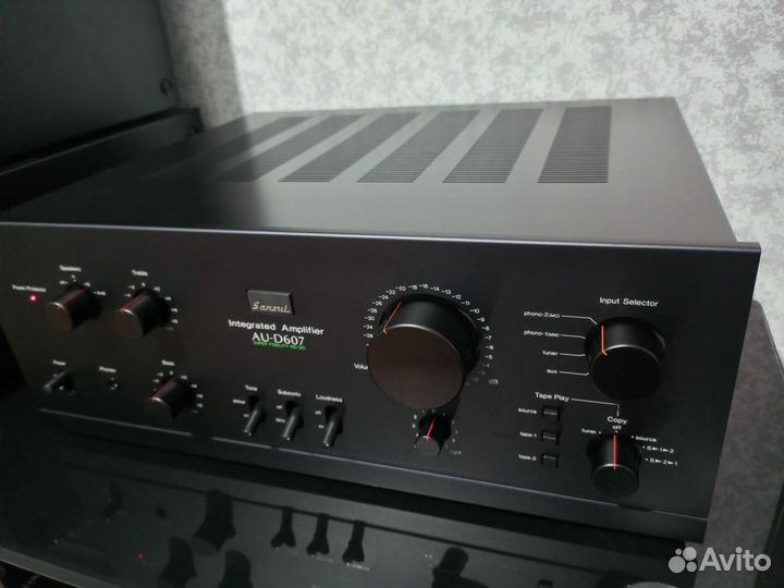 Усилитель sansui D- 607