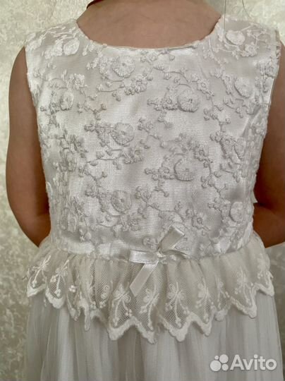 Платье на девочку