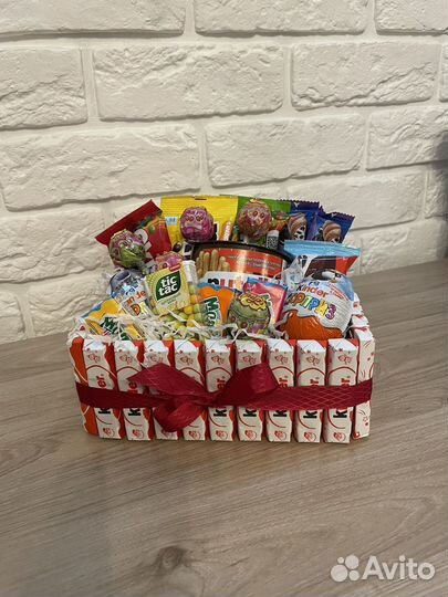 Коробка со сладостями