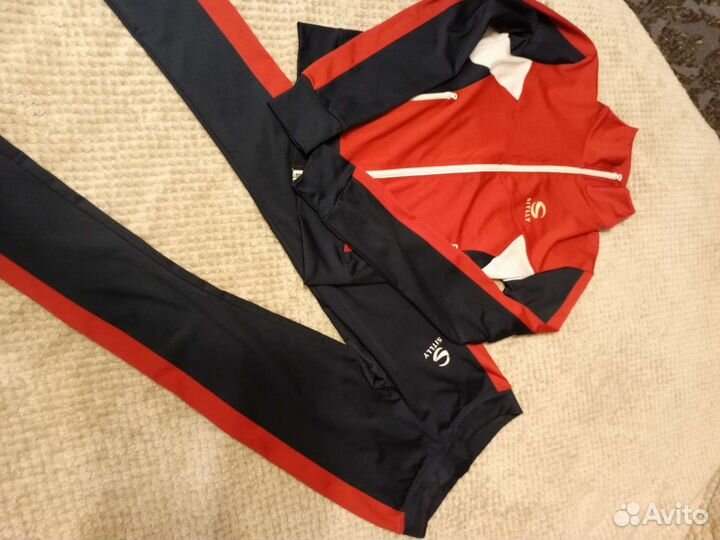 Спортивный костюм