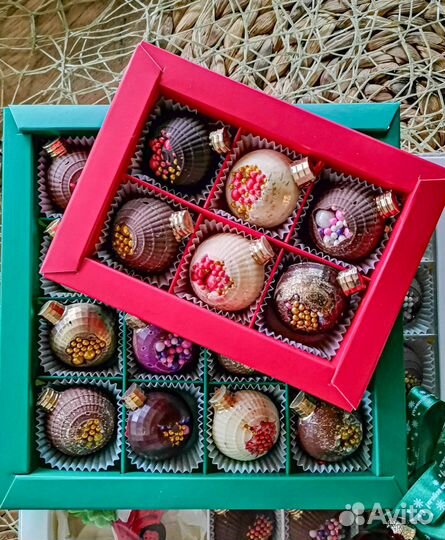 Шоколад ручной работы новый год