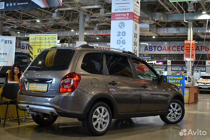 LADA Kalina 1.6 МТ, 2017, 90 000 км