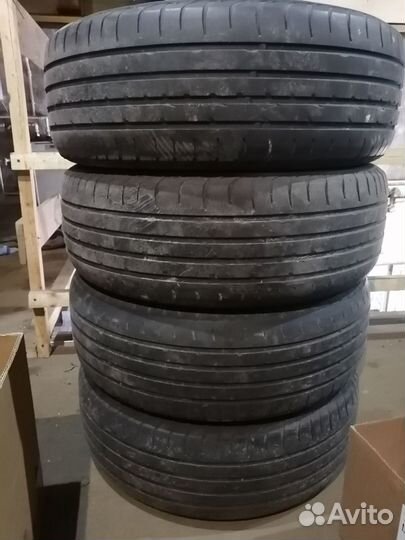 Nexen N8000 235/65 R17 104H