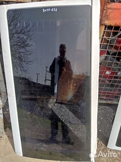 Стекла боковые Мерседес Вито 638