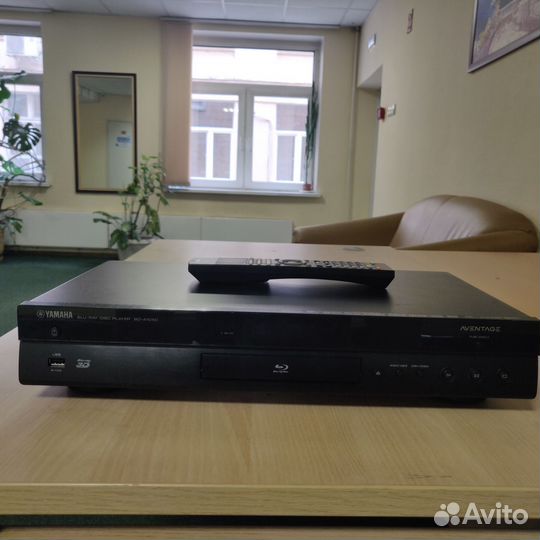 Blu ray плеер Yamaha BD-A1040