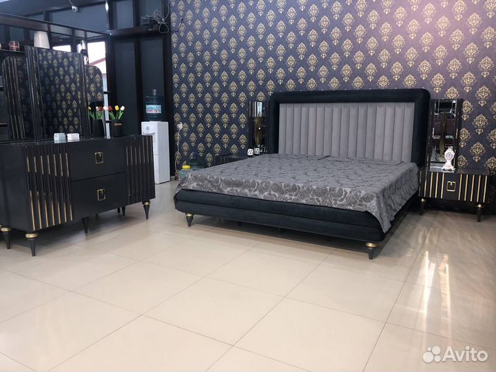 Спальня в подарок на свадьбу