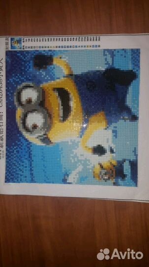 Вышивка алмазами Миньоны (готовая работа)