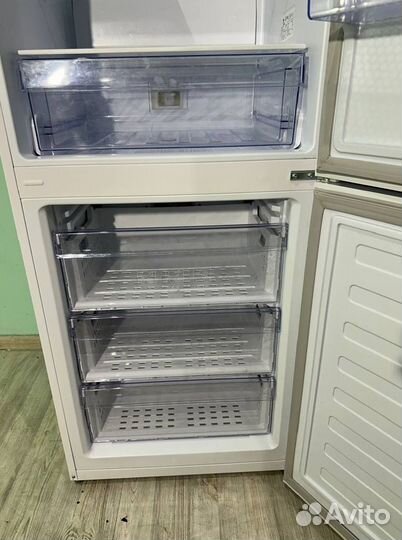 Холодильник Beko NeoFrost