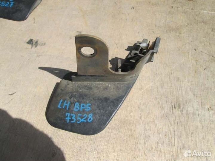 Брызговик задний левый Subaru Legacy BP5 EJ204